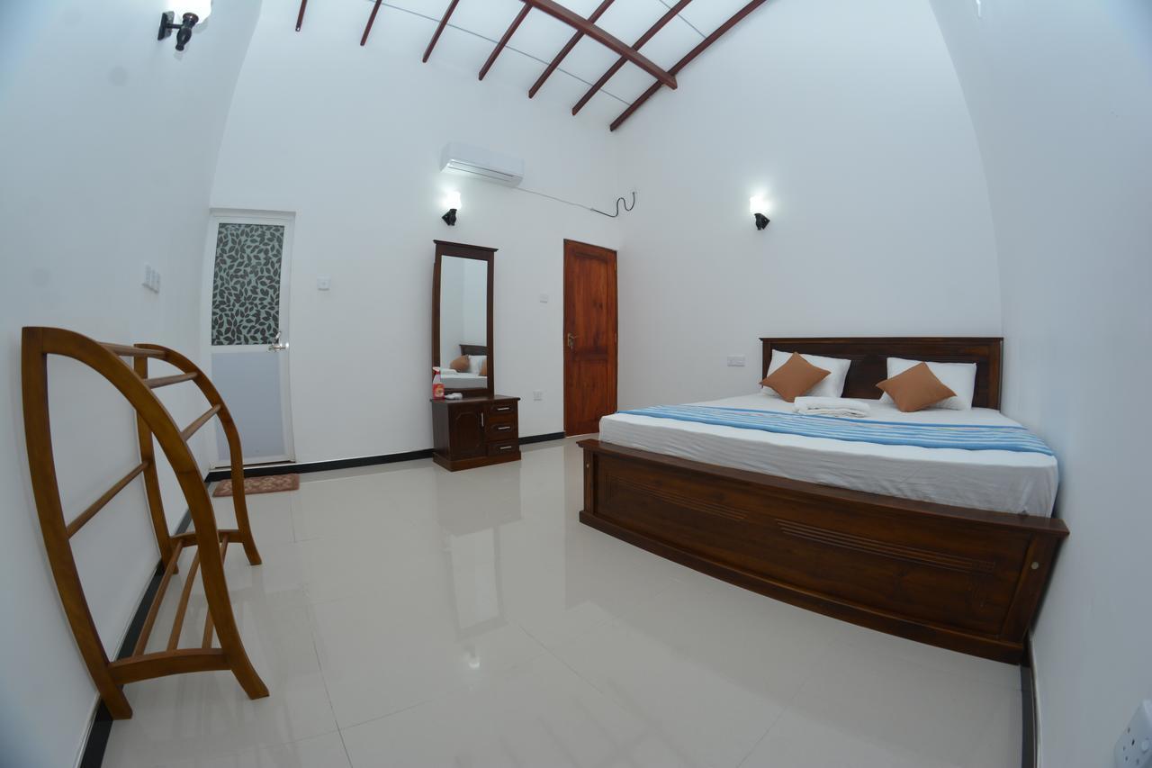 Reshani Guest House Негомбо Екстер'єр фото