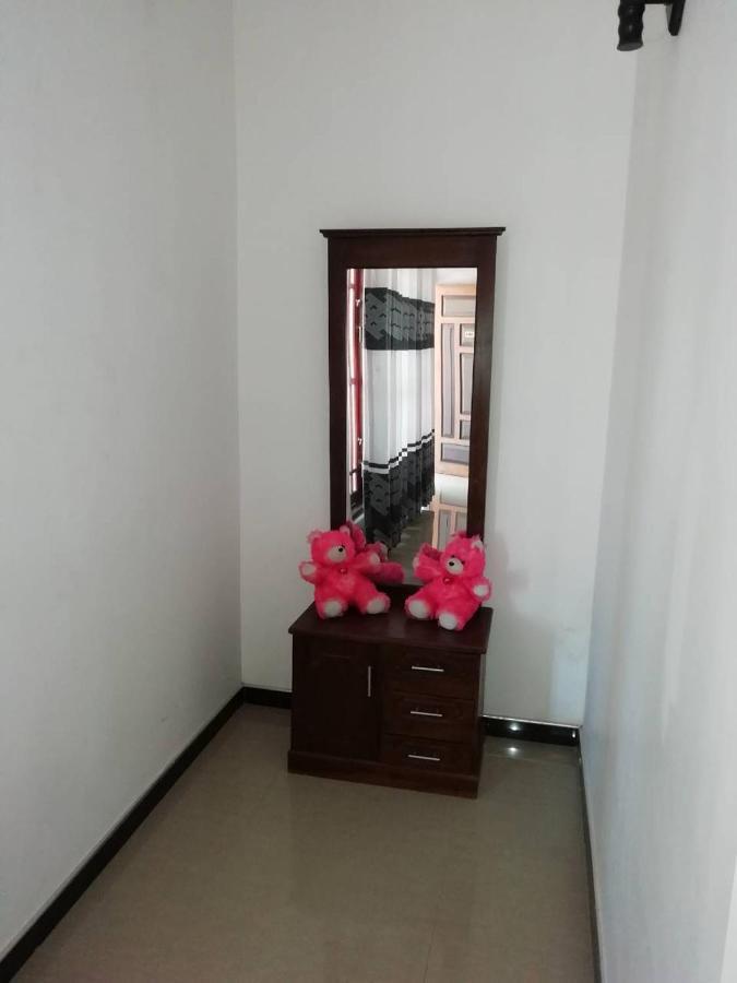 Reshani Guest House Негомбо Екстер'єр фото