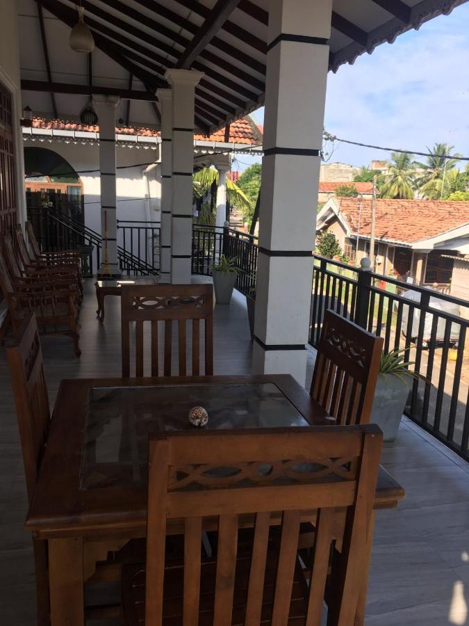 Reshani Guest House Негомбо Екстер'єр фото