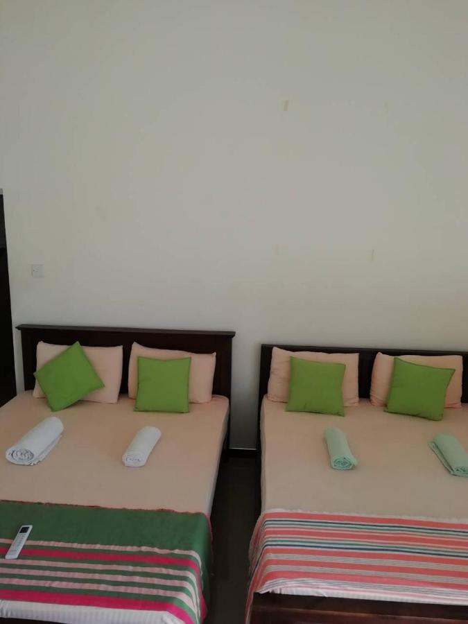 Reshani Guest House Негомбо Екстер'єр фото